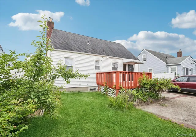 18th image of 1043 Thomas Ave, Hempstead, NY 11510 | MLS# 1000357
