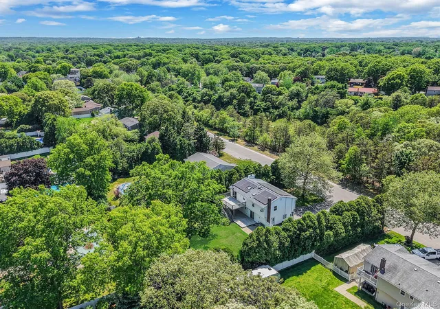 4th image of 15 Peters Ln, Port Jefferson Station, NY 11776 | MLS# 1000382