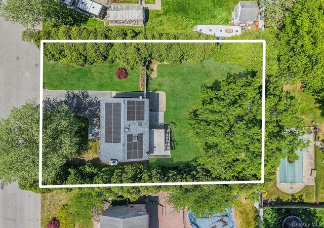 5th image of 15 Peters Ln, Port Jefferson Station, NY 11776 | MLS# 1000382