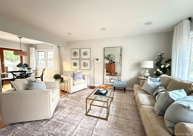 Photo 3 of Single family home for sale at 288 Arlington St, Mineola, NY 11501 | MLS# 1000390 | Listing updated on 2026-10-04