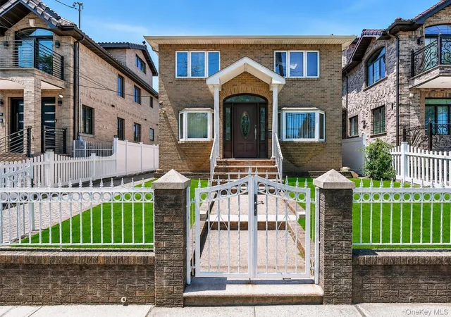 Photo 1 of Single family home for sale at 15 38 150th Street, Whitestone, NY 11357 | MLS# 1000391 | Listing updated on 2026-07-25