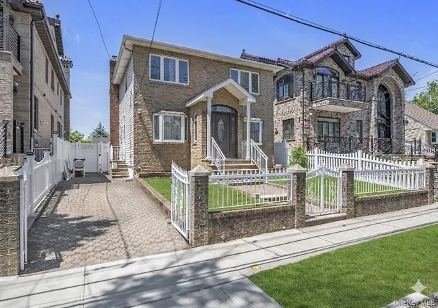Photo 2 of Single family home for sale at 15 38 150th Street, Whitestone, NY 11357 | MLS# 1000391 | Listing updated on 2026-07-25