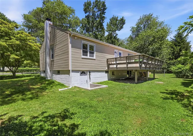 Photo 2 of Sale Pending at 31 Larkspur Dr, Brewster, NY 10509 | MLS# 1000406 | Listing updated on 2026-07-16