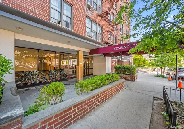 2nd image of 41 42 73 St #4G, Woodside, NY 11377 | MLS# 1000423
