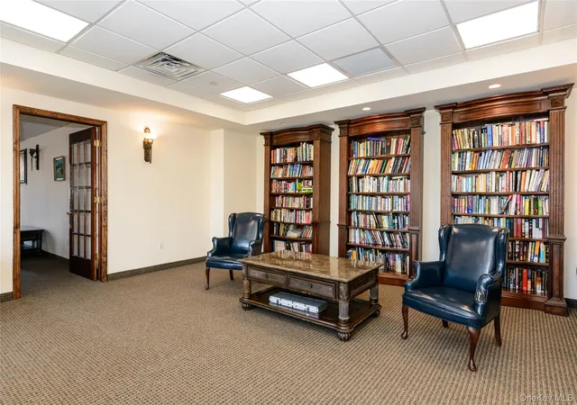 Homes for sale in North Hempstead, NY | 242 Maple Ave #419, North Hempstead, NY 11590 | MLS# 1000437