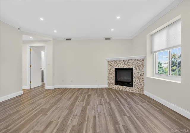 Homes for sale in North Hempstead, NY | 242 Maple Ave #419, North Hempstead, NY 11590 | MLS# 1000437