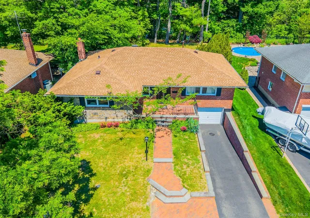 Photo 2 of Sale Pending at 205 Halsey Ave, Jericho, NY 11753 | MLS# 1000443 | Listing updated on 2026-07-10