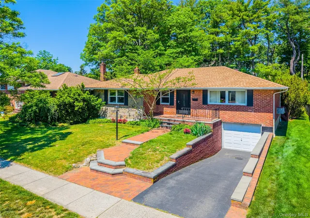 Photo 3 of Sale Pending at 205 Halsey Ave, Jericho, NY 11753 | MLS# 1000443 | Listing updated on 2026-07-10