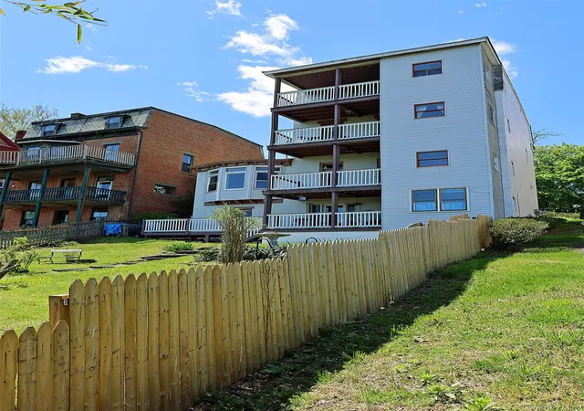 4th image of 170 Montgomery St, Newburgh (city), NY 12550 | MLS# 1000456