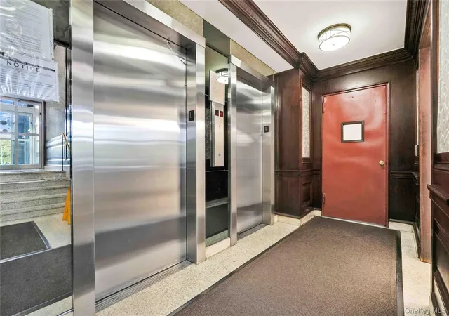 3rd image of 85-15 Main St #5F, Jamaica, NY 11435 | MLS# 1000491