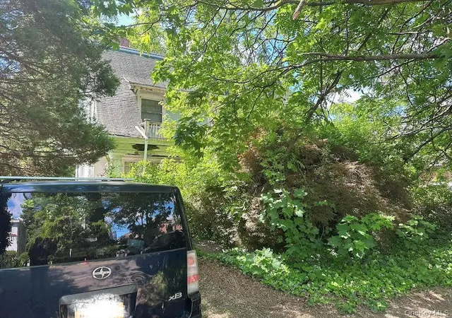 Photo 3 of Single family home for sale at 14730 Ash Ave, Flushing, NY 11355 | MLS# 1000494 | Listing updated on 2026-05-16