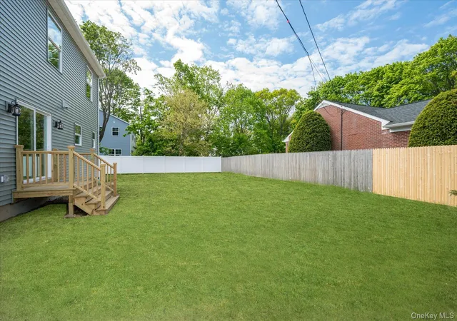 4th image of 158 Mount Vernon Avenue, Brookhaven, NY 11772 | MLS# 1000509