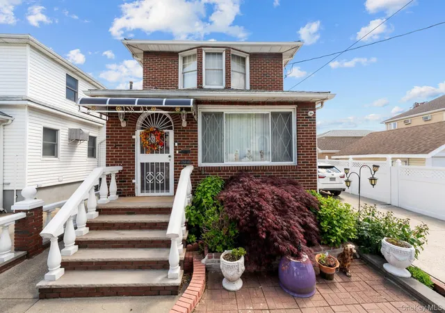 2nd image of 15843 101st St, Howard Beach, NY 11414 | MLS# 1000564
