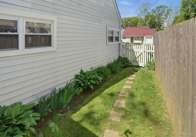 17th image of 204 Denton Pl, Hempstead, NY 11575 | MLS# 1000588