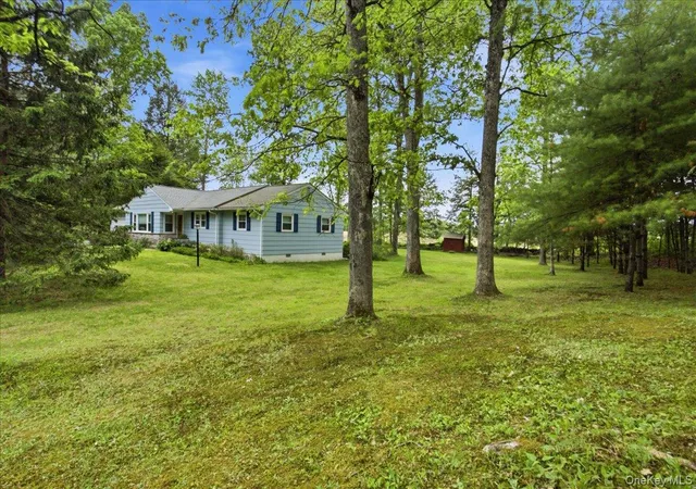 Homes for sale in Hyde Park, NY | 41 Greentree Dr S, Hyde Park, NY 12538 | MLS# 1000607