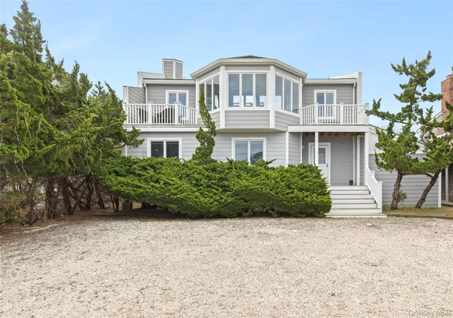 Homes for sale in Southampton, NY | 627 Dune Rd, Southampton, NY 11977 | MLS# 1000678