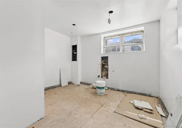 4th image of 1639 E 55Th St, Brooklyn, NY 11234 | MLS# 1000685