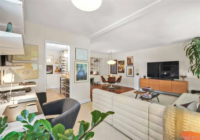 Photo 1 of Sale Pending at 7423 Ridge Blvd #1C, Brooklyn, NY 11209 | MLS# 1000701 | Listing updated on 2026-08-26