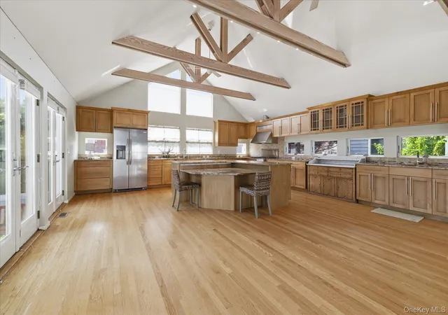 Photo 4 of Single family home for sale at 33 Bath St, Lido Beach, NY 11561 | MLS# 1000703 | Listing updated on 2026-09-16