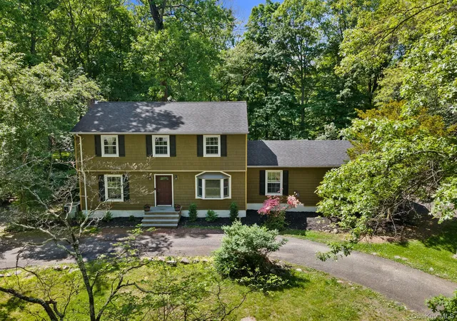 2nd image of 95 Pine Hill Rd, Woodbury, NY 10930 | MLS# 1000710