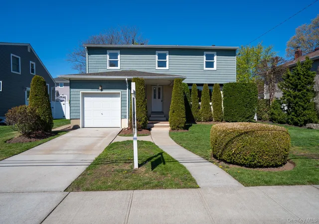 3rd image of 2386 Hampton Ave, Hempstead, NY 11783 | MLS# 1000716