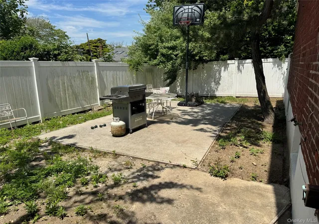 3rd image of 123 Genesee Blvd, Atlantic Beach, NY 11509 | MLS# 1000758