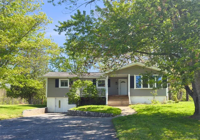 Homes for sale in Hyde Park, NY | 52 Holt Rd, Hyde Park, NY 12538 | MLS# 1000759