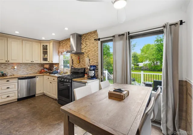 5th image of 9 Walter Dr, Stony Point, NY 10980 | MLS# 1000773