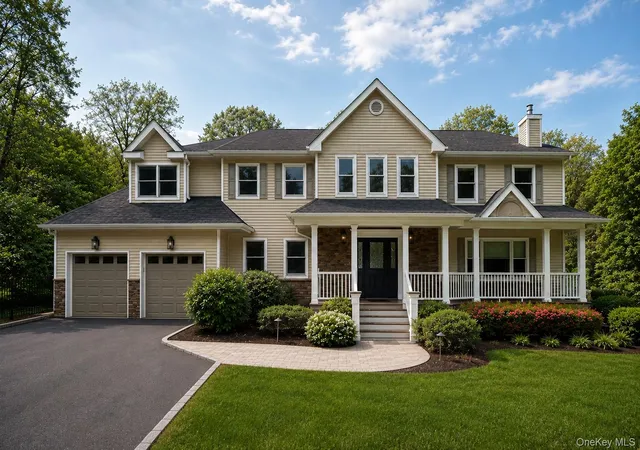1st image of 21 Hildreth Ave, Huntington, NY 11743 | MLS# 1000794