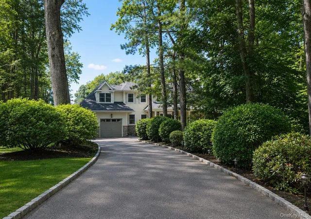 2nd image of 21 Hildreth Ave, Huntington, NY 11743 | MLS# 1000794