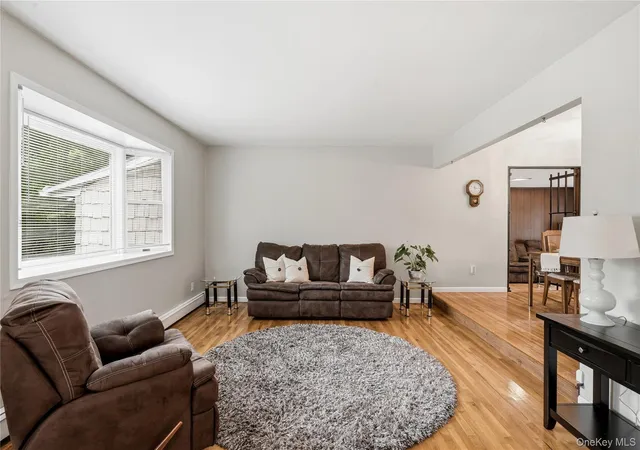 4th image of 289 Central Ave, Bohemia, NY 11716 | MLS# 1000829