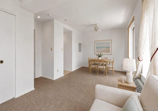 4th image of 2 Richmond Rd #3U, Hempstead, NY 11561 | MLS# 1000896
