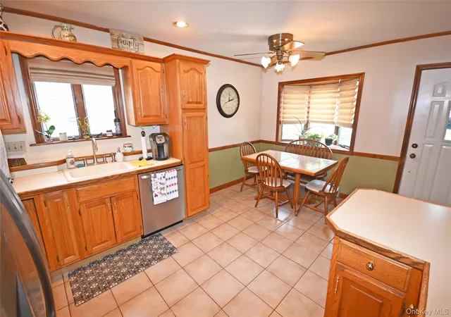 3rd image of 361 Travis Ave, Hempstead, NY 11003 | MLS# 1000902