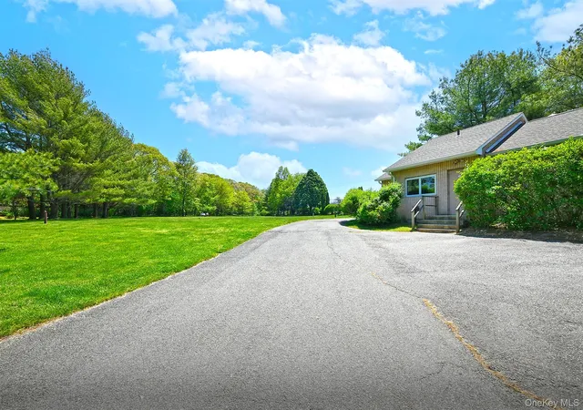 25th image of 130 Commodore Cir, Port Jefferson Station, NY 11776 | MLS# 1000908