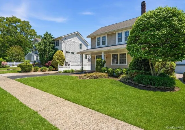 3rd image of 12 Davison Ave, East Rockaway, NY 11518 | MLS# 1000923