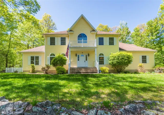 Single family home for sale at 14 Glen Rock Cir, Highland, NY 12528 | MLS# 1000928