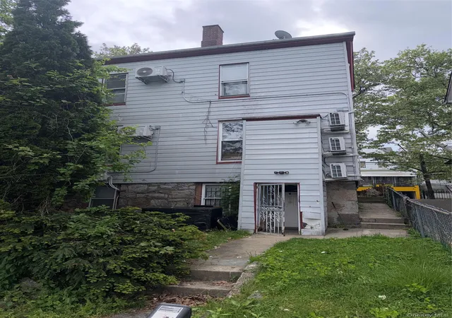 Photo 3 of Sale Pending at 25 Union Ave, Mount Vernon, NY 10550 | MLS# 1000933 | Listing updated on 2026-06-20