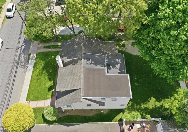 3rd image of 176 Wright Ave, Hempstead, NY 11565 | MLS# 1000937