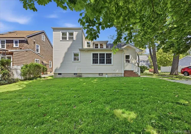 4th image of 176 Wright Ave, Hempstead, NY 11565 | MLS# 1000937