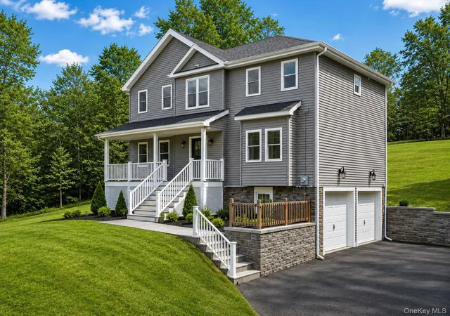 4th image of 18 Fernglade Ct, Chester, NY 10918 | MLS# 1000940