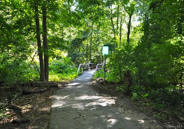 2nd image of 143 Garth Rd, Scarsdale, NY 10583