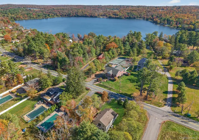 Photo 3 of Single family home for sale at 518 Sackett Lake Rd, Monticello, NY 12701 | MLS# 1000966 | Listing updated on 2026-05-18
