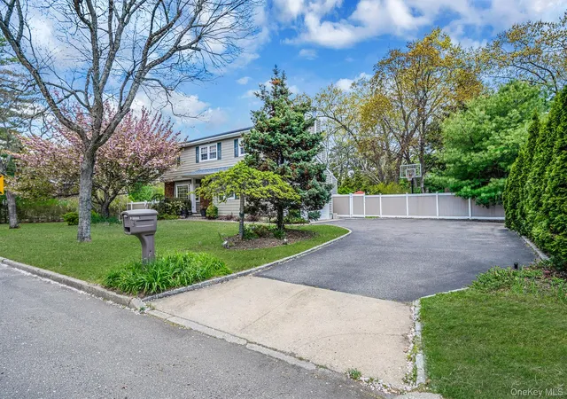 2nd image of 3 Otsego Ave, Huntington, NY 11746 | MLS# 1001012