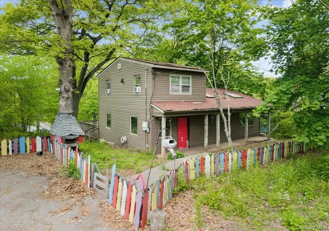 3rd image of 29 Cedar Ledges, Putnam Valley, NY 10579 | MLS# 1001025