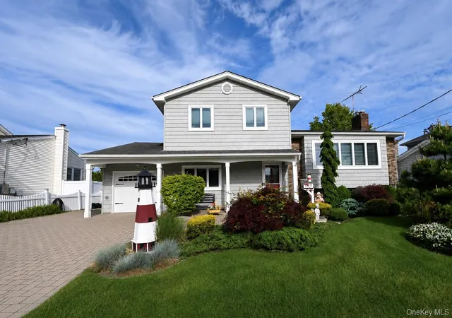 2nd image of 223 W End Ave, Massapequa, NY 11758 | MLS# 1001036