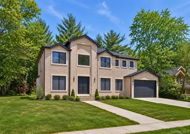 Photo 3 of Single family home for sale at 97 Parkway Dr, North Hempstead, NY 11577 | MLS# 1001048 | Listing updated on 2026-09-27