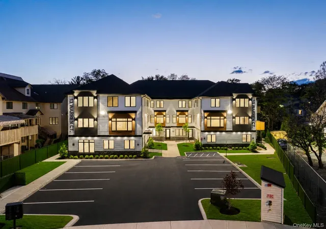 Condo for sale at 15 Warren Ct #212, Ramapo, NY 10952 | MLS# 1001074