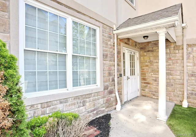 2nd image of 1302 Parkview Dr, Spring Valley, NY 10977 | MLS# 1001091