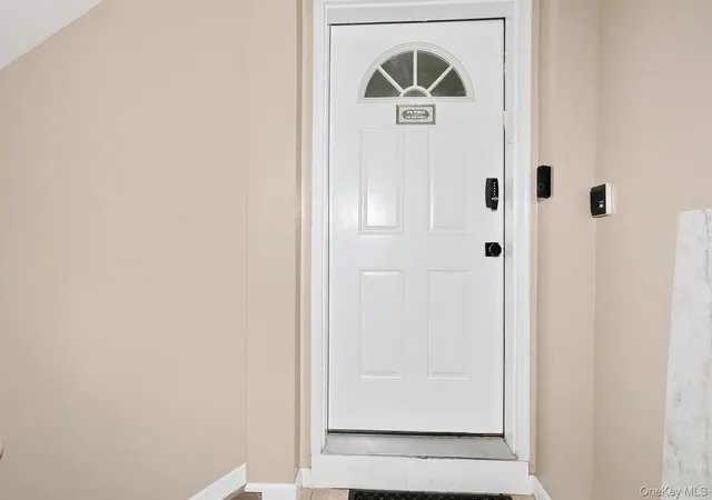 3rd image of 1302 Parkview Dr, Spring Valley, NY 10977 | MLS# 1001091
