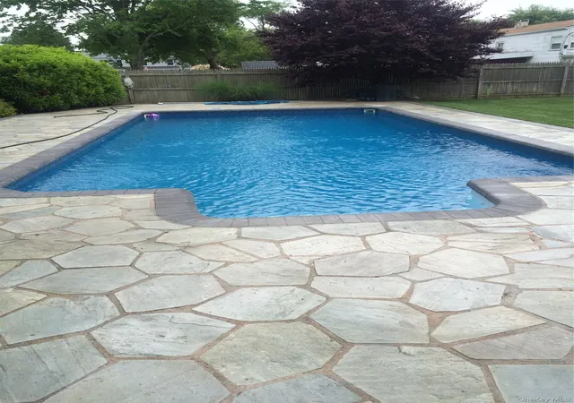 26th image of 121 Lowell Rd, Islip, NY 11782 | MLS# 1001107